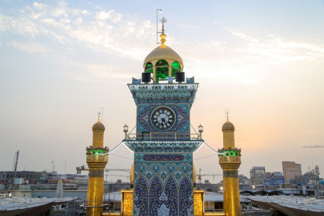 برج ساعت در حرم امام علی علیه السلام